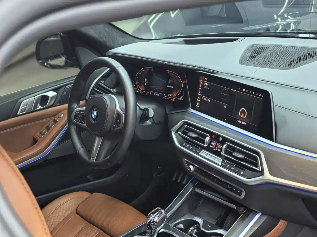 BMW X7 — миниатюра 23