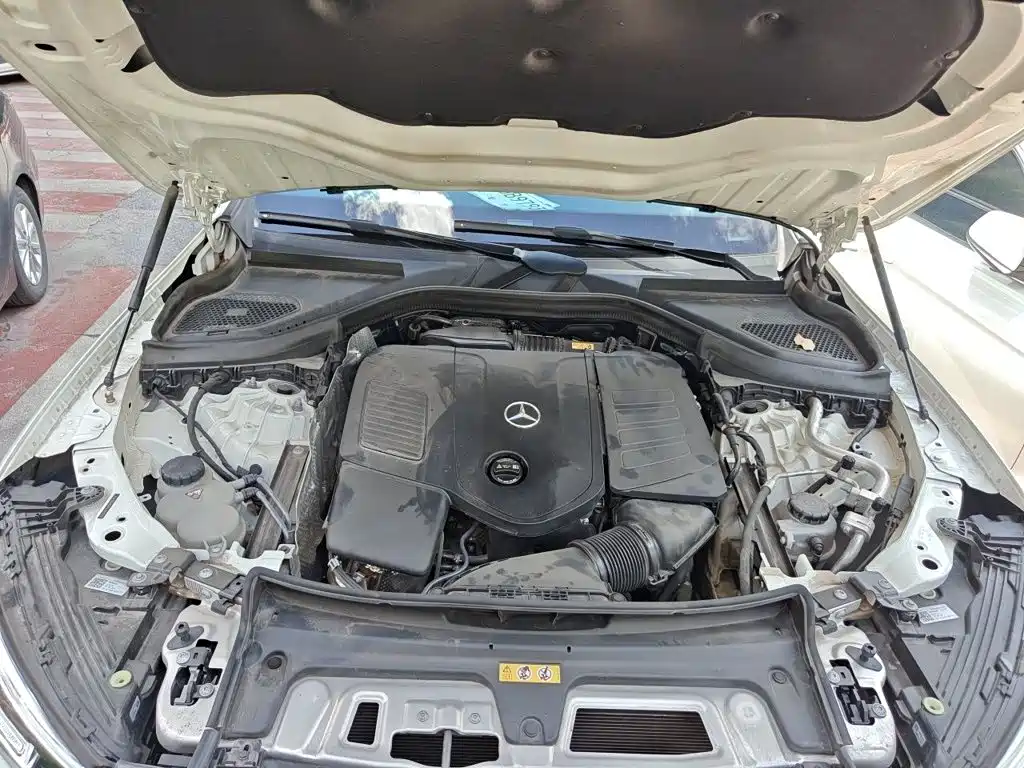 Mercedes-Benz GLC — миниатюра 21
