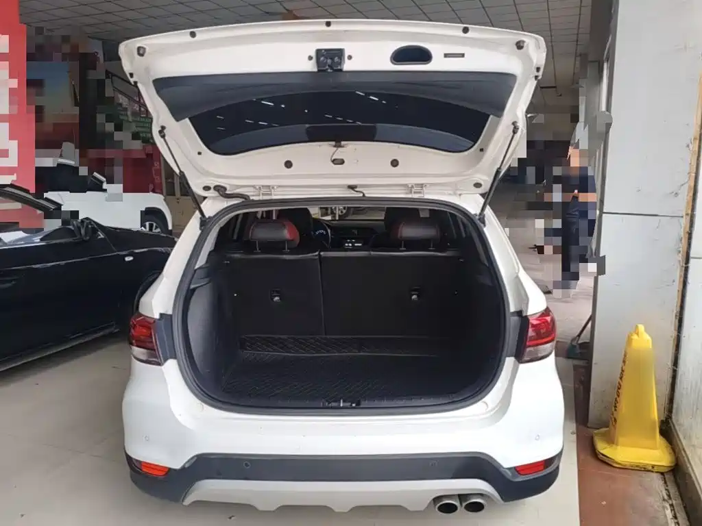 Kia KX Cross — миниатюра 19