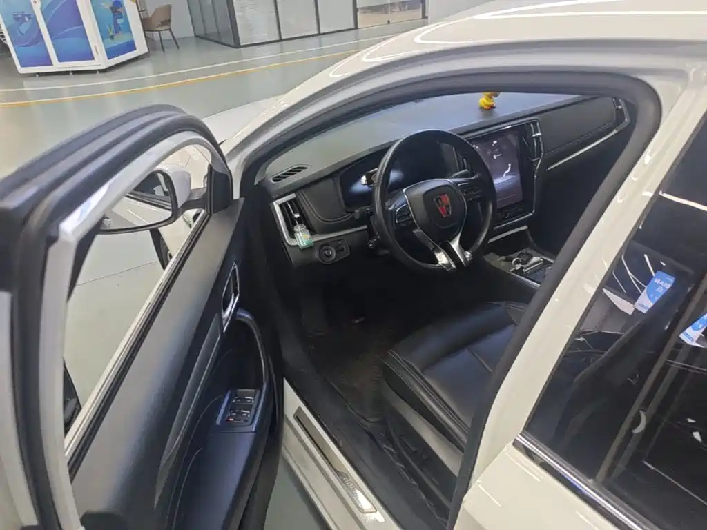 Roewe i6 New Energy — миниатюра 16
