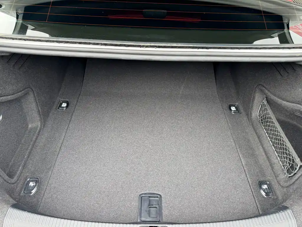 Audi A4L — миниатюра 29