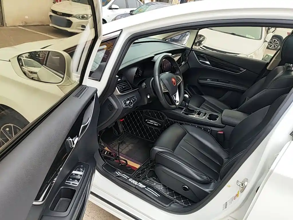 BYD MAX — миниатюра 16