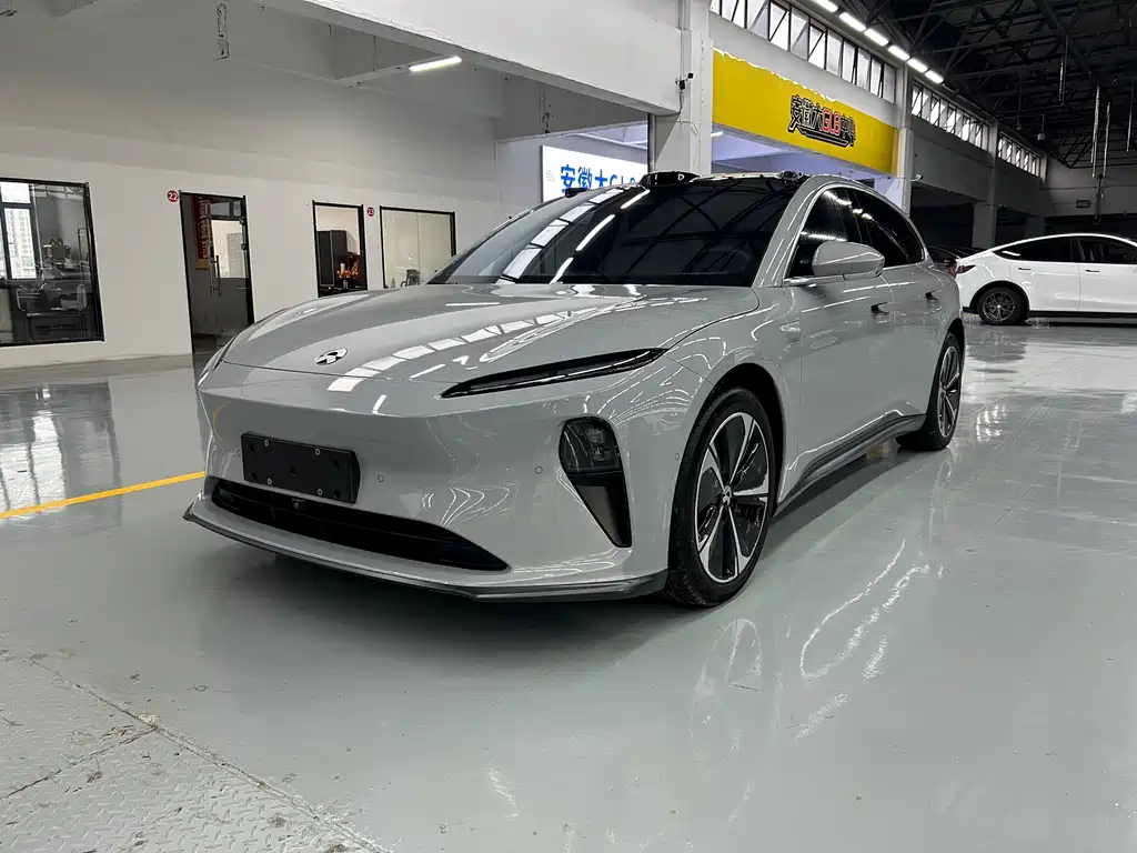 Nio ET5T 2024
