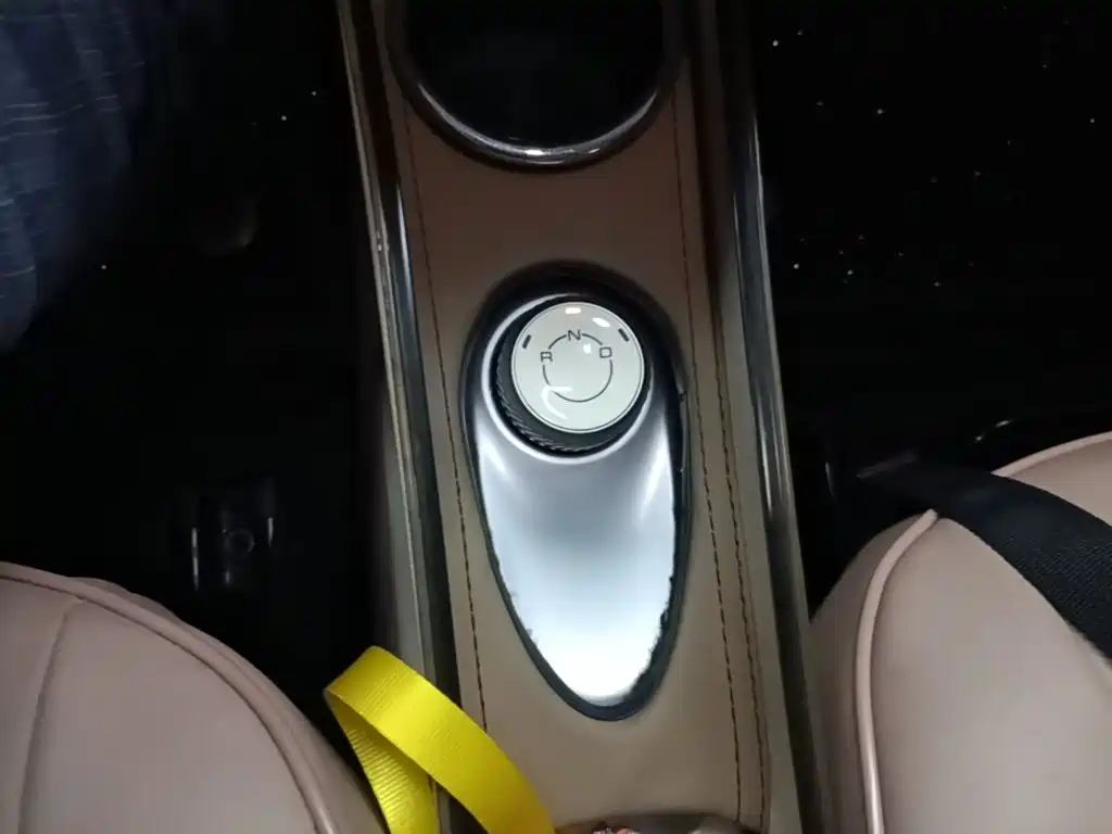 Wuling MINIEV — миниатюра 14