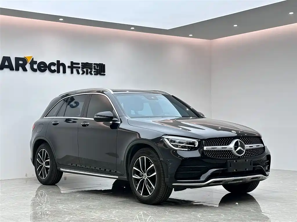 MERCEDES-BENZ GLC