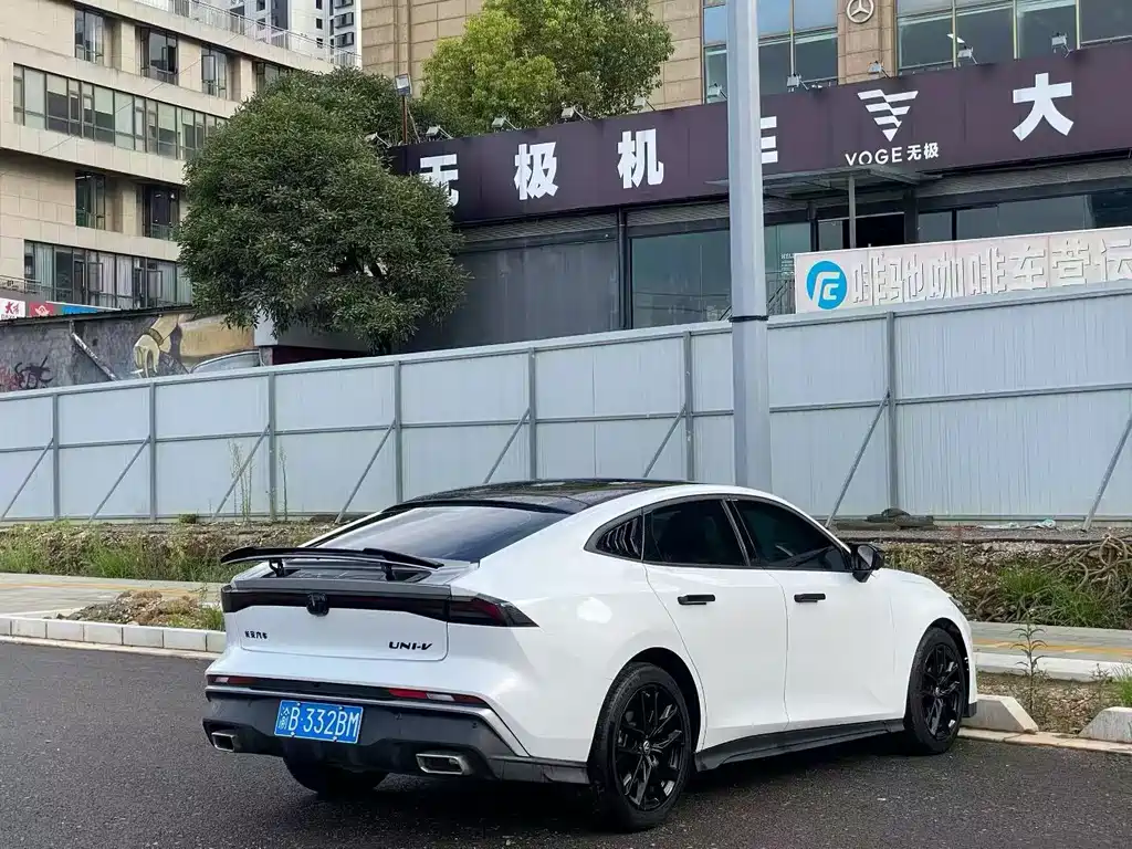 Changan UNI-V — миниатюра 9