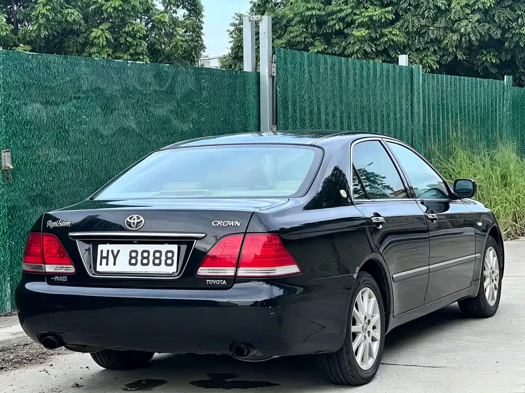 Toyota Crown 2005 3.0L Royal Saloon