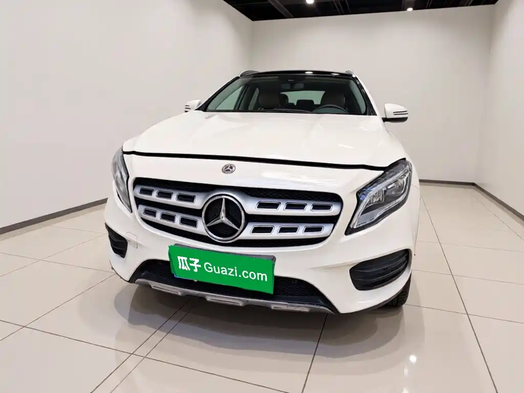 Mercedes-Benz GLA — миниатюра 2