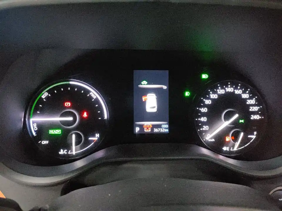Toyota Sienna — миниатюра 8