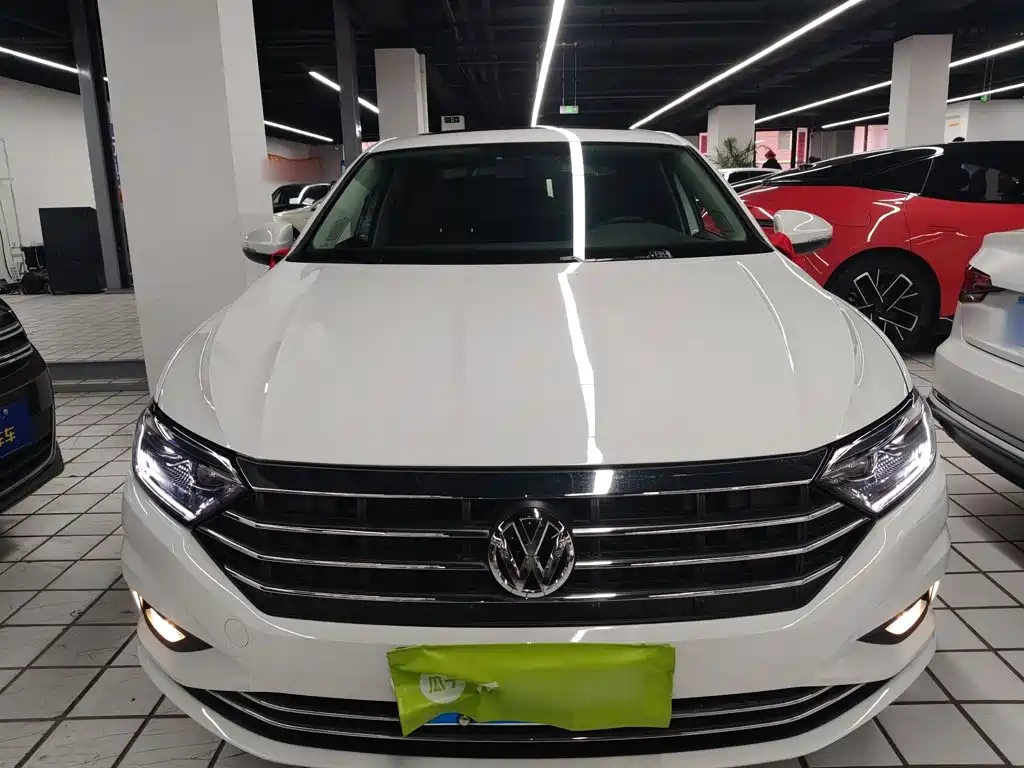 Volkswagen Sagitar — миниатюра 3