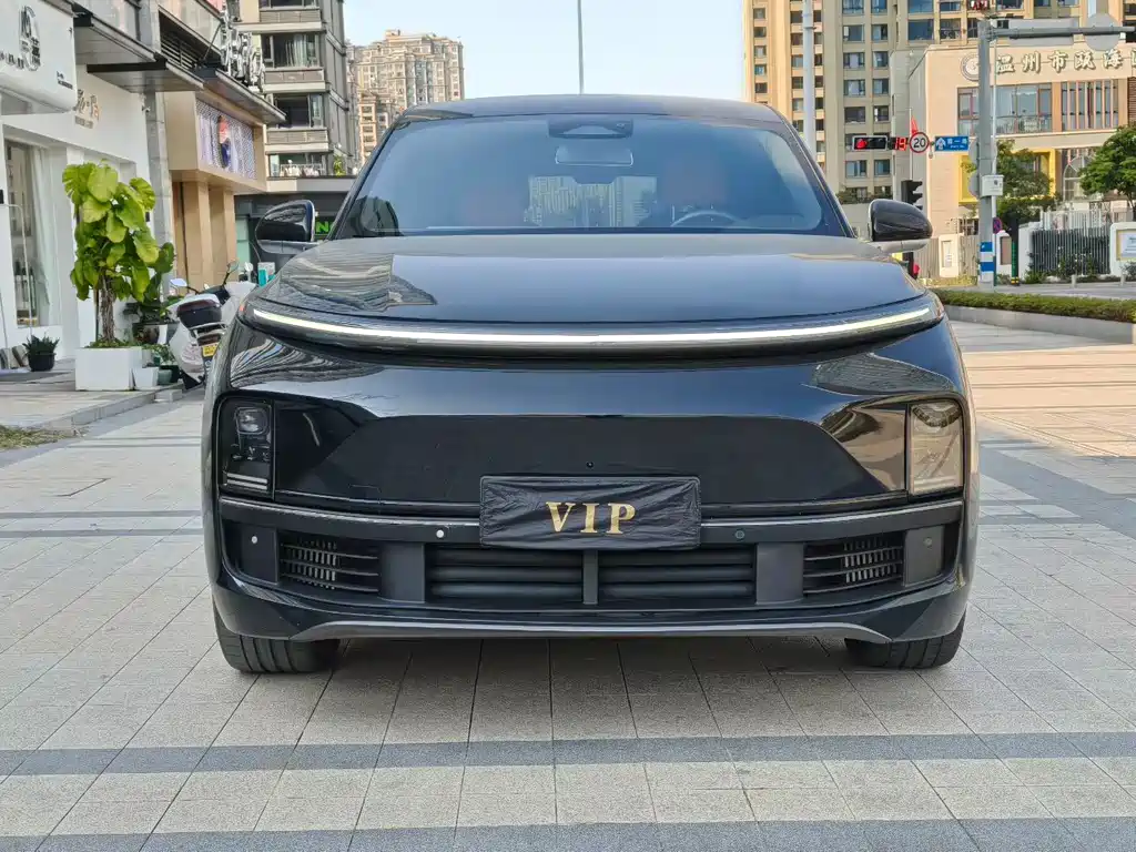 Li Auto IDEAL L8