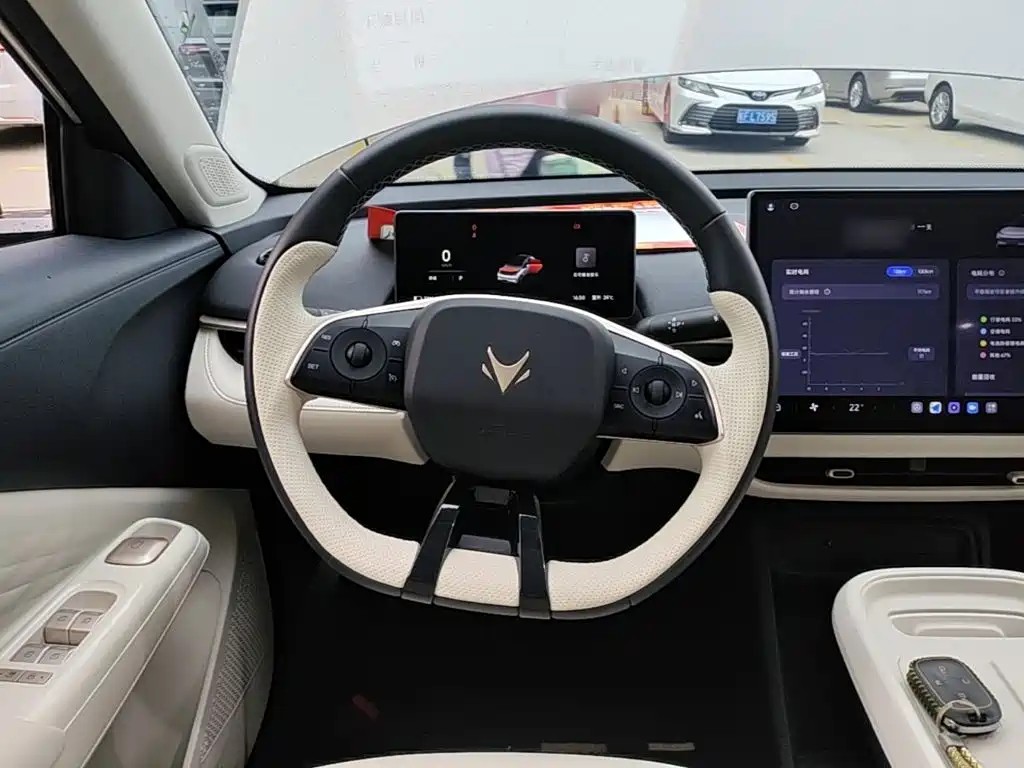 ARCFOX Beta T1 — миниатюра 11