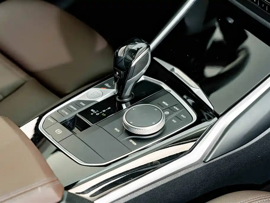 BMW 3 Series — миниатюра 18