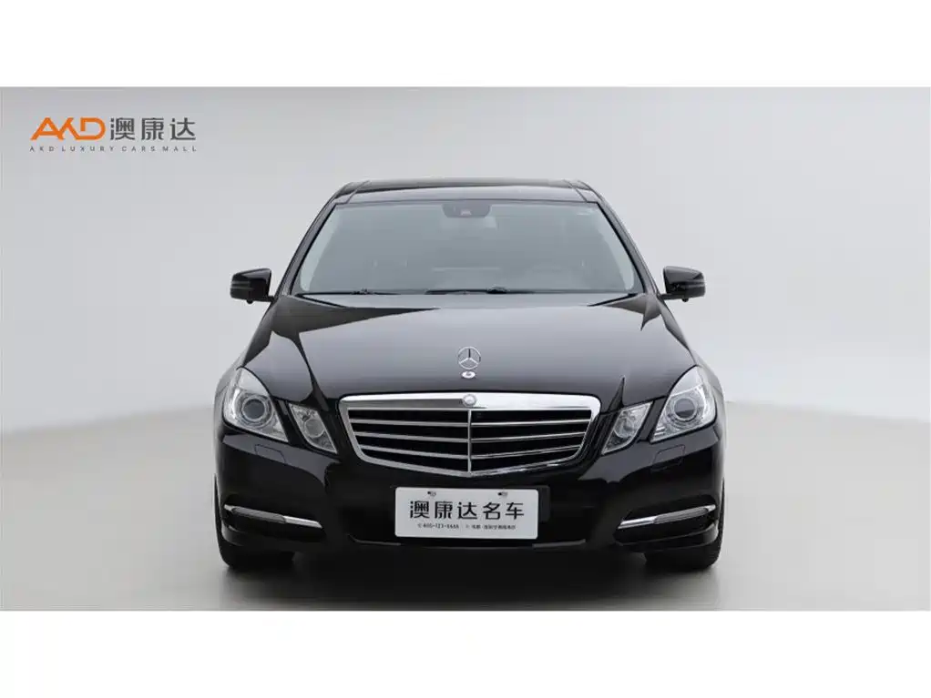 Mercedes-Benz E-Class — миниатюра 2