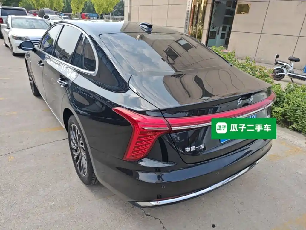 Hongqi Hongqi H5 — миниатюра 5