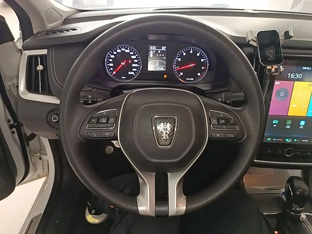 Roewe i6 Classic — миниатюра 11
