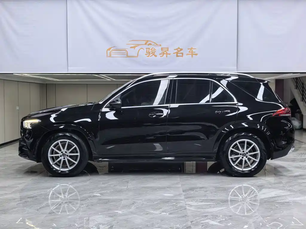 Mercedes-Benz GLE (Import) — миниатюра 7