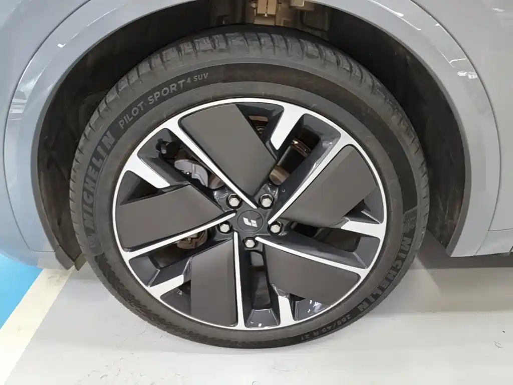 Li Auto Li L9 — миниатюра 23