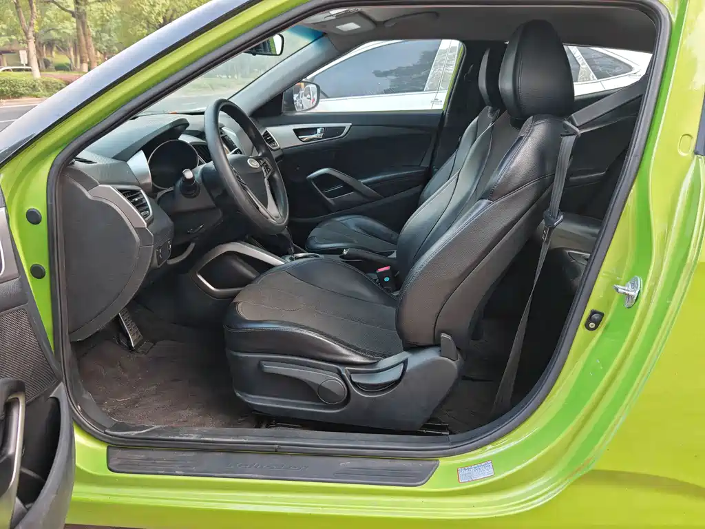 Hyundai Veloster — миниатюра 4