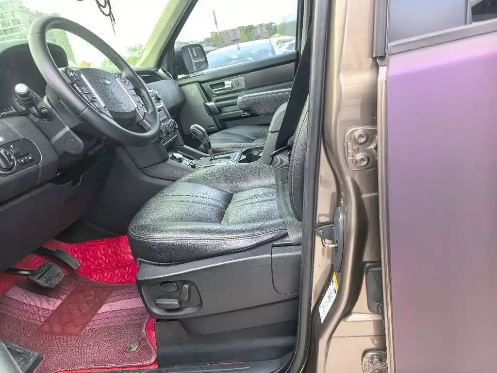Land Rover Discovery — миниатюра 5