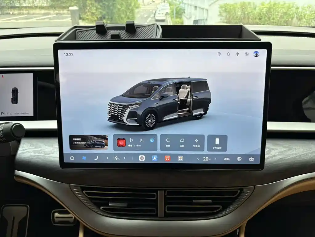 Denza Denza D9 — миниатюра 11