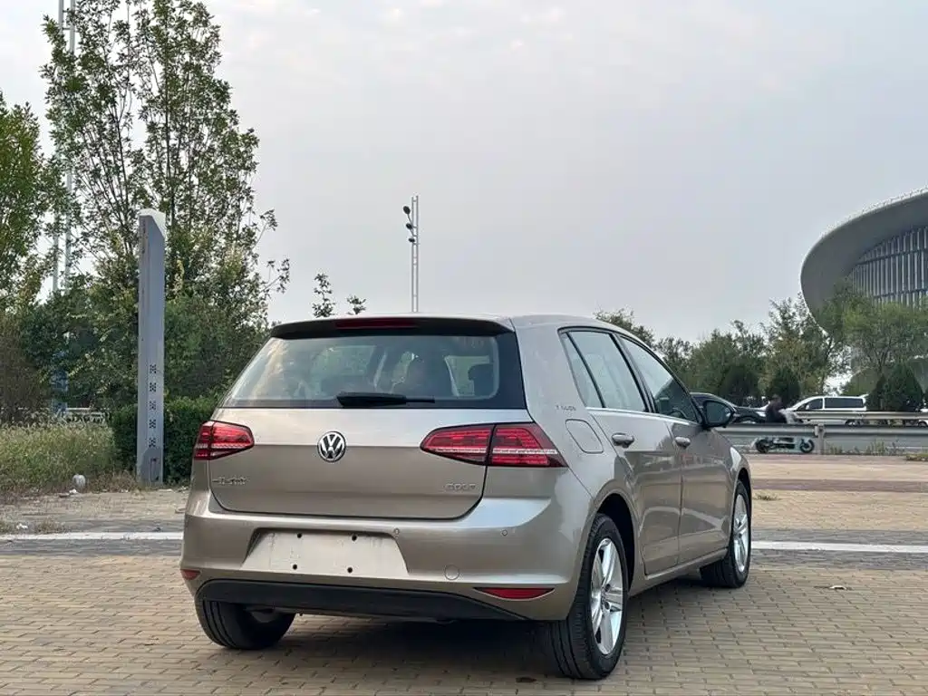 Volkswagen Golf — миниатюра 4