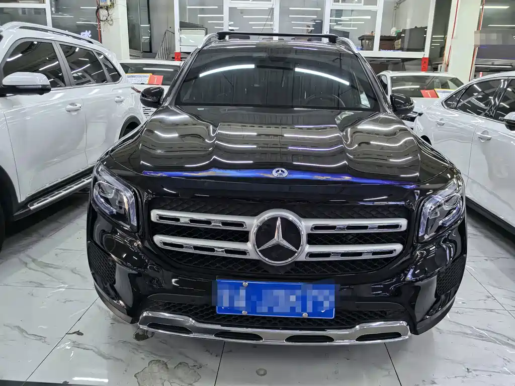 Mercedes-Benz GLB — миниатюра 2