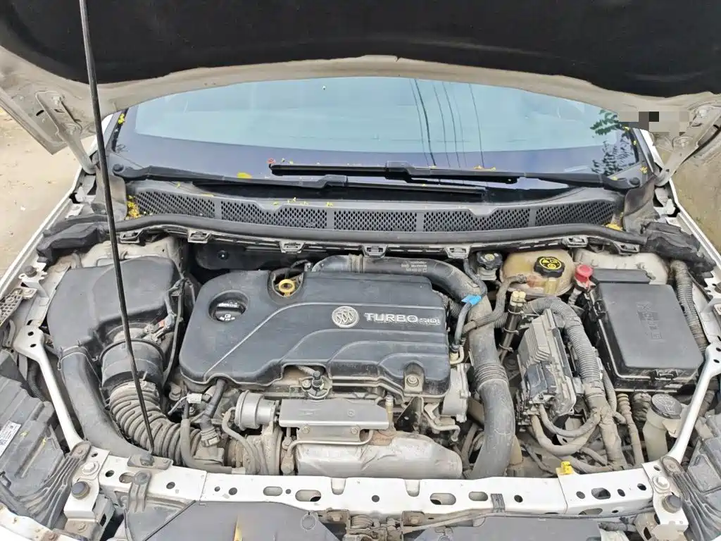 Buick Verano — миниатюра 17