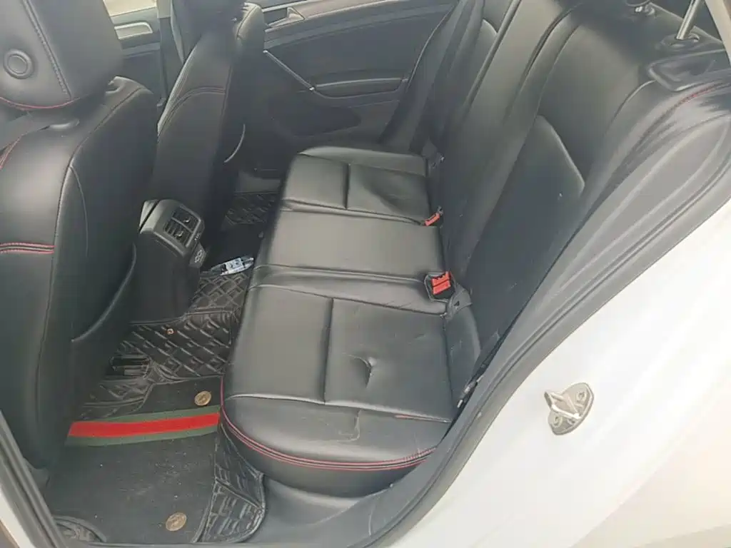 Volkswagen Golf — миниатюра 17