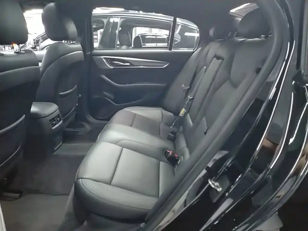 Cadillac CT5 — миниатюра 17