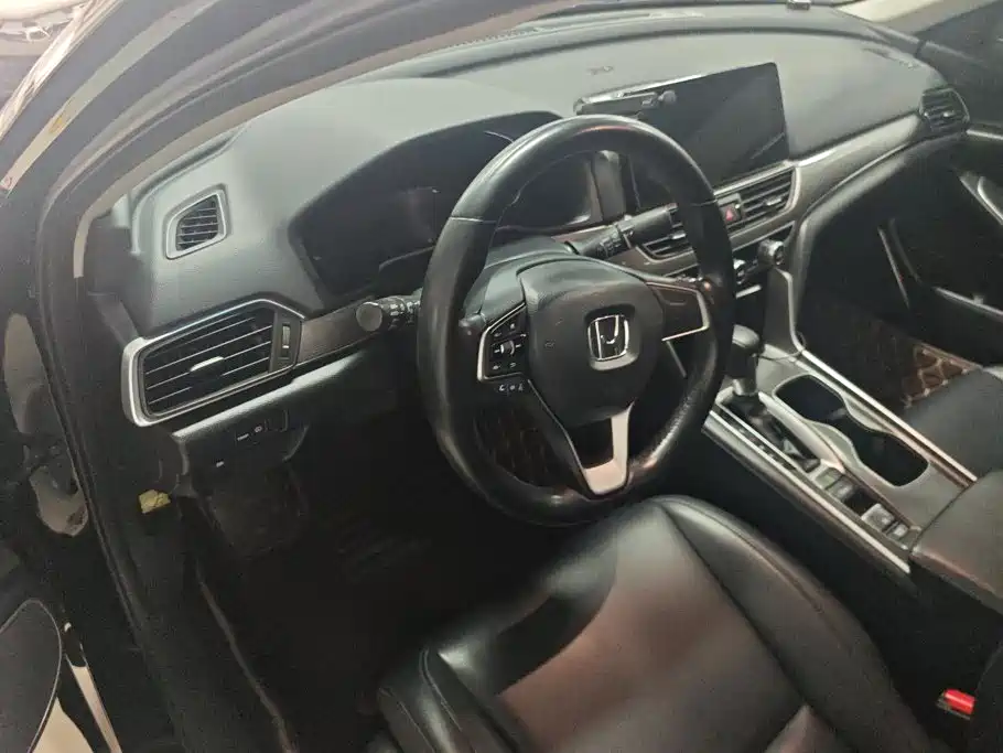 Honda Accord — миниатюра 15