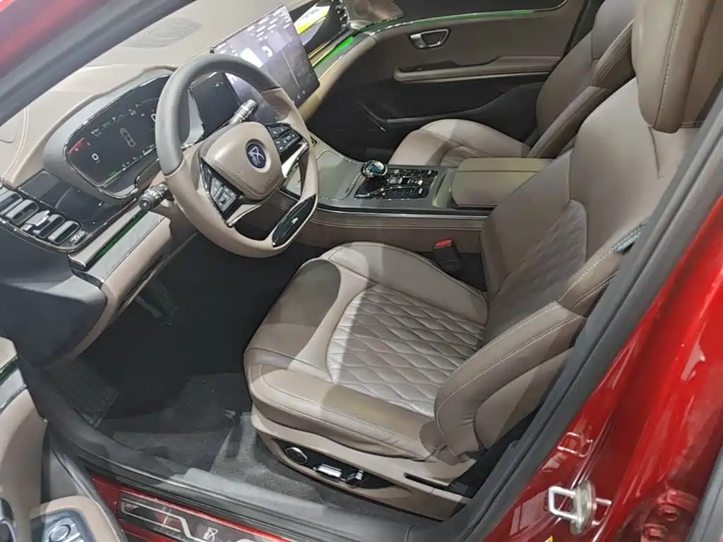 BYD Han — миниатюра 15
