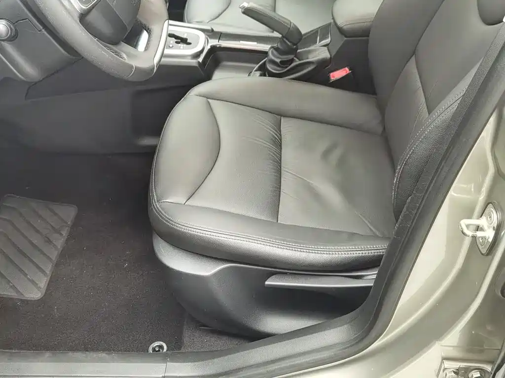 Citroen C4L — миниатюра 20