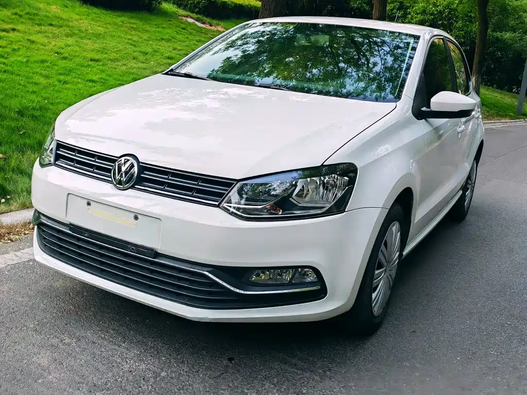 Volkswagen Polo 2016