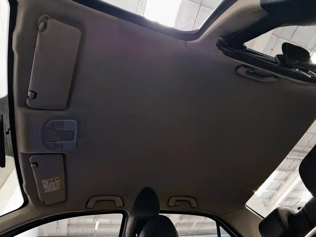 Geely King Kong — миниатюра 14