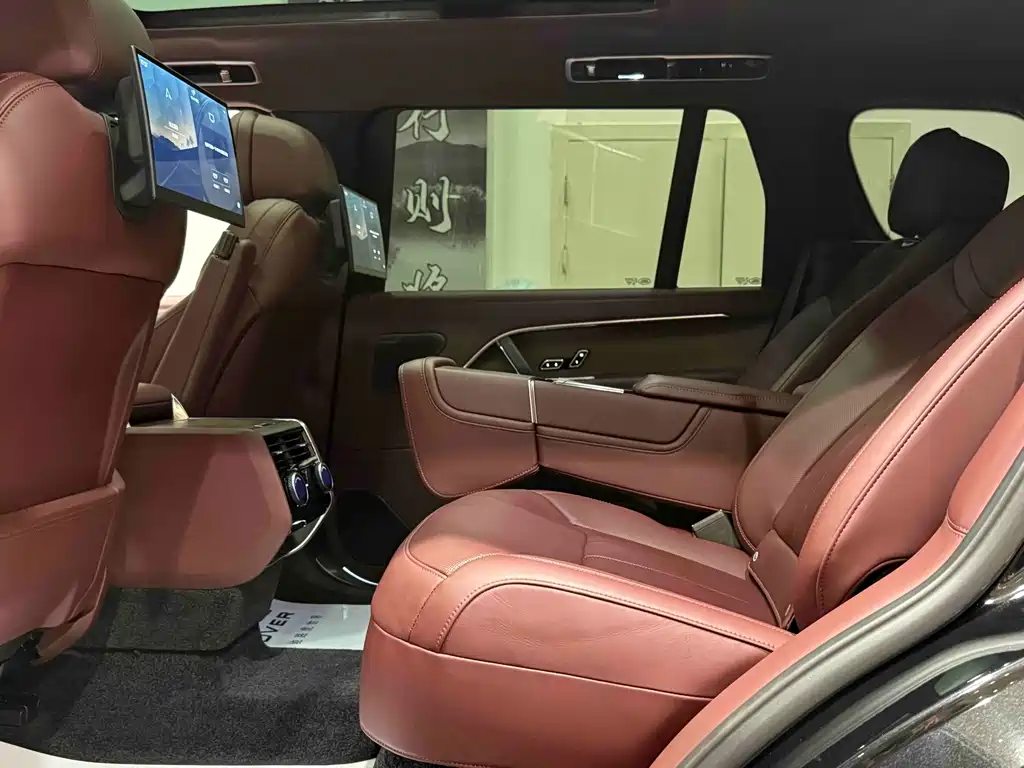 Land Rover Range Rover — миниатюра 16