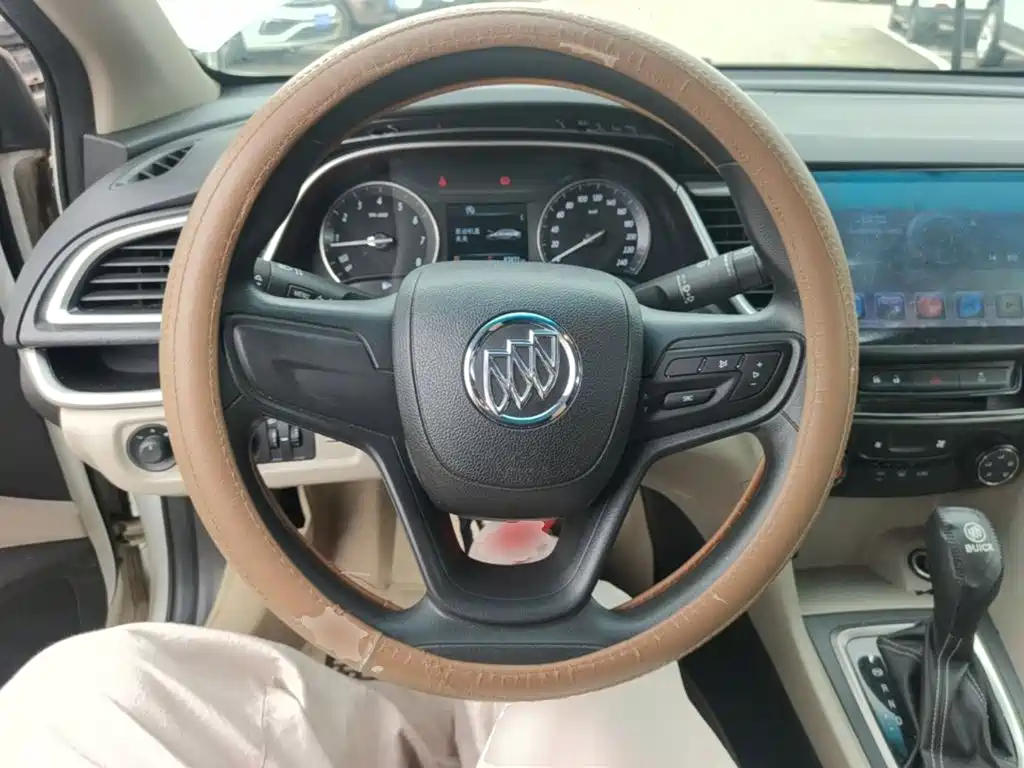 Buick Excelle — миниатюра 11