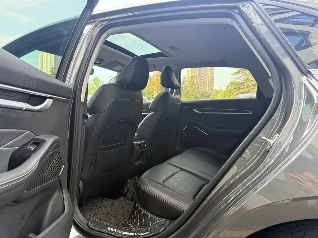 Geely Emgrand — миниатюра 6
