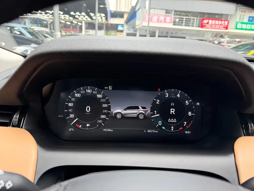 Land Rover Discovery Sport — миниатюра 9