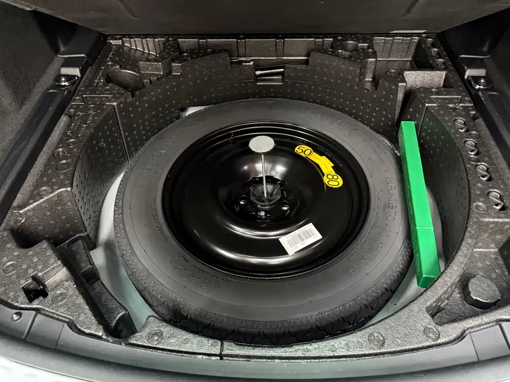 Land Rover Discovery Sport — миниатюра 36