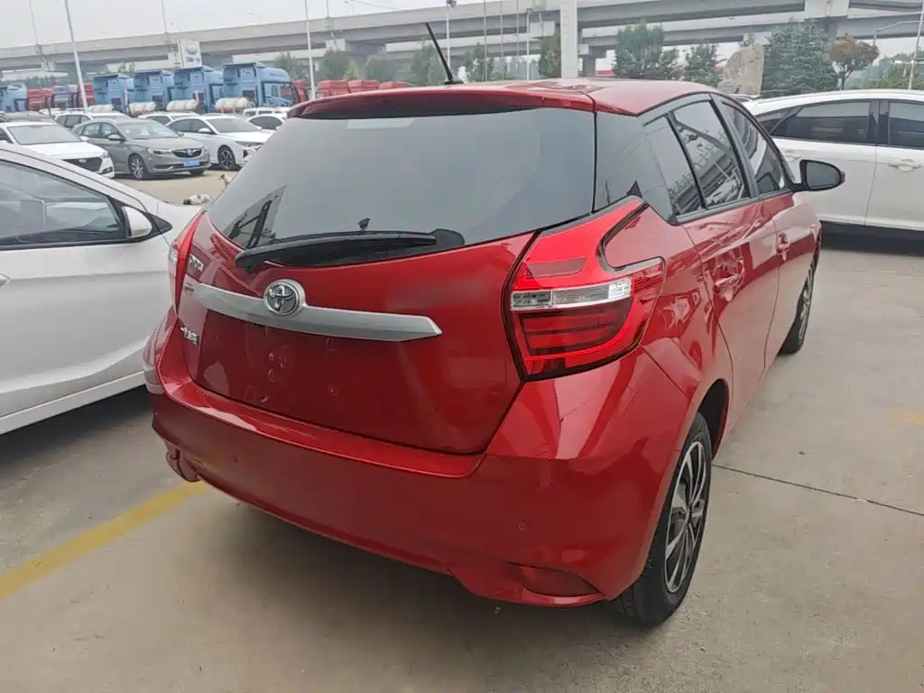 Toyota Vios FS — миниатюра 7