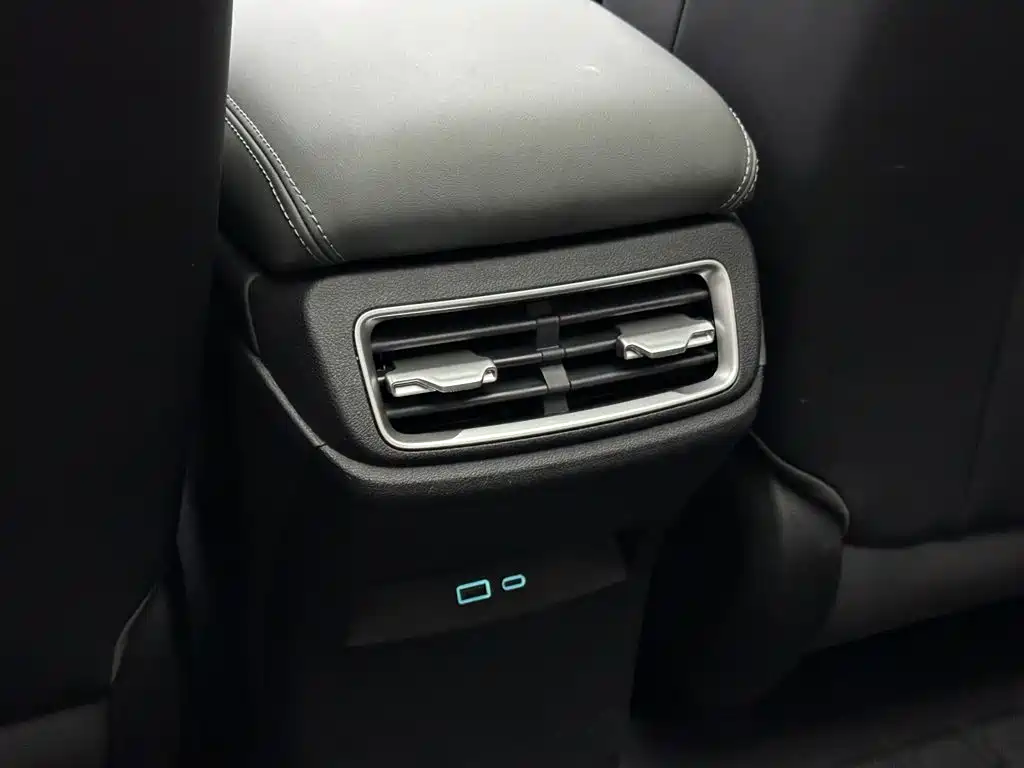 BYD Qin L — миниатюра 19