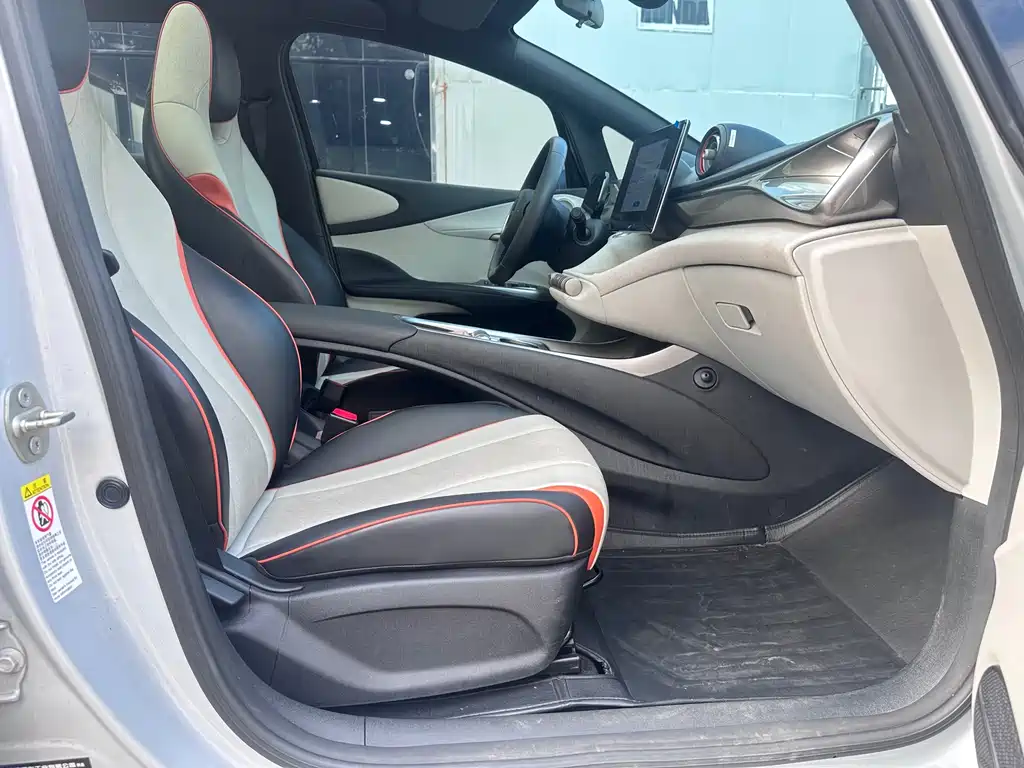 BYD Dolphin — миниатюра 13