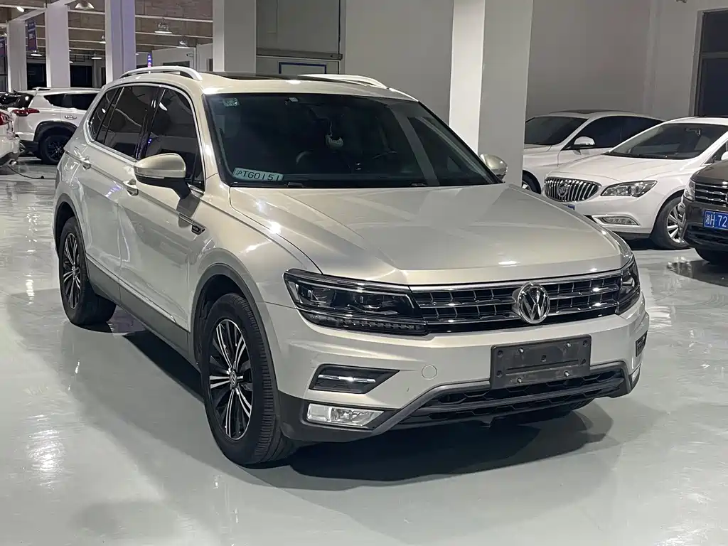 Volkswagen Tiguan L — миниатюра 3