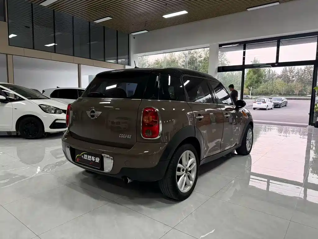 MINI Mini Countryman — миниатюра 7