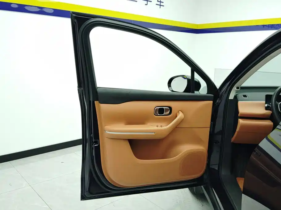 Leapmotor Leapmotor C16 — миниатюра 7
