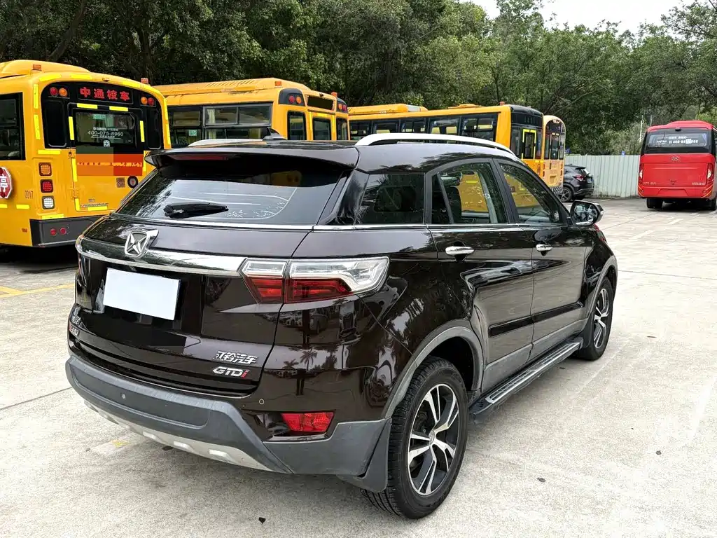 JMC S330 2016 1.5L GTDi AT Luxury