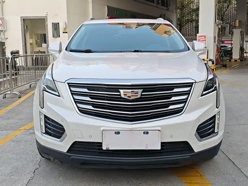 CADILLAC XT5