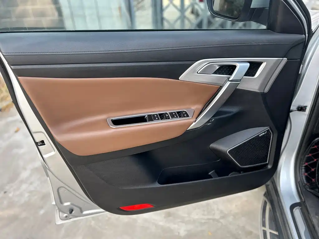 GEELY AUTOMOBILE BOYUE