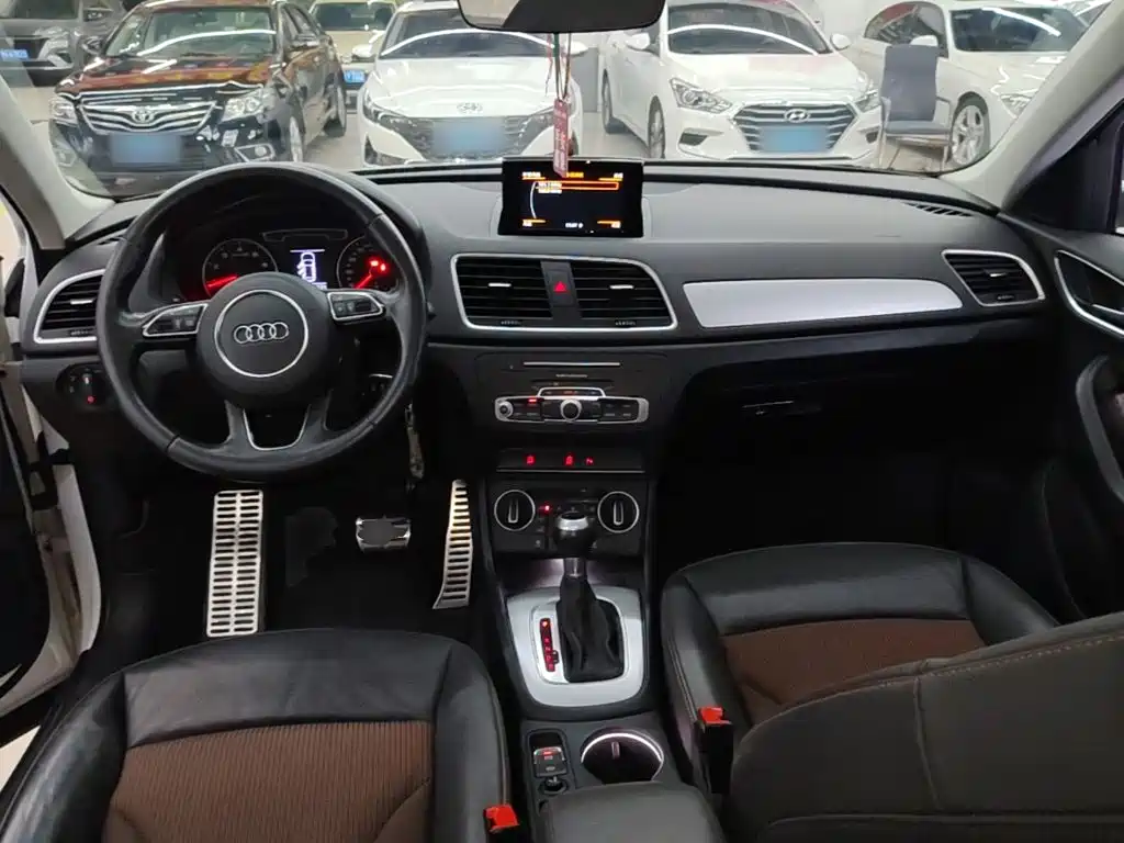 Audi Q3 — миниатюра 10